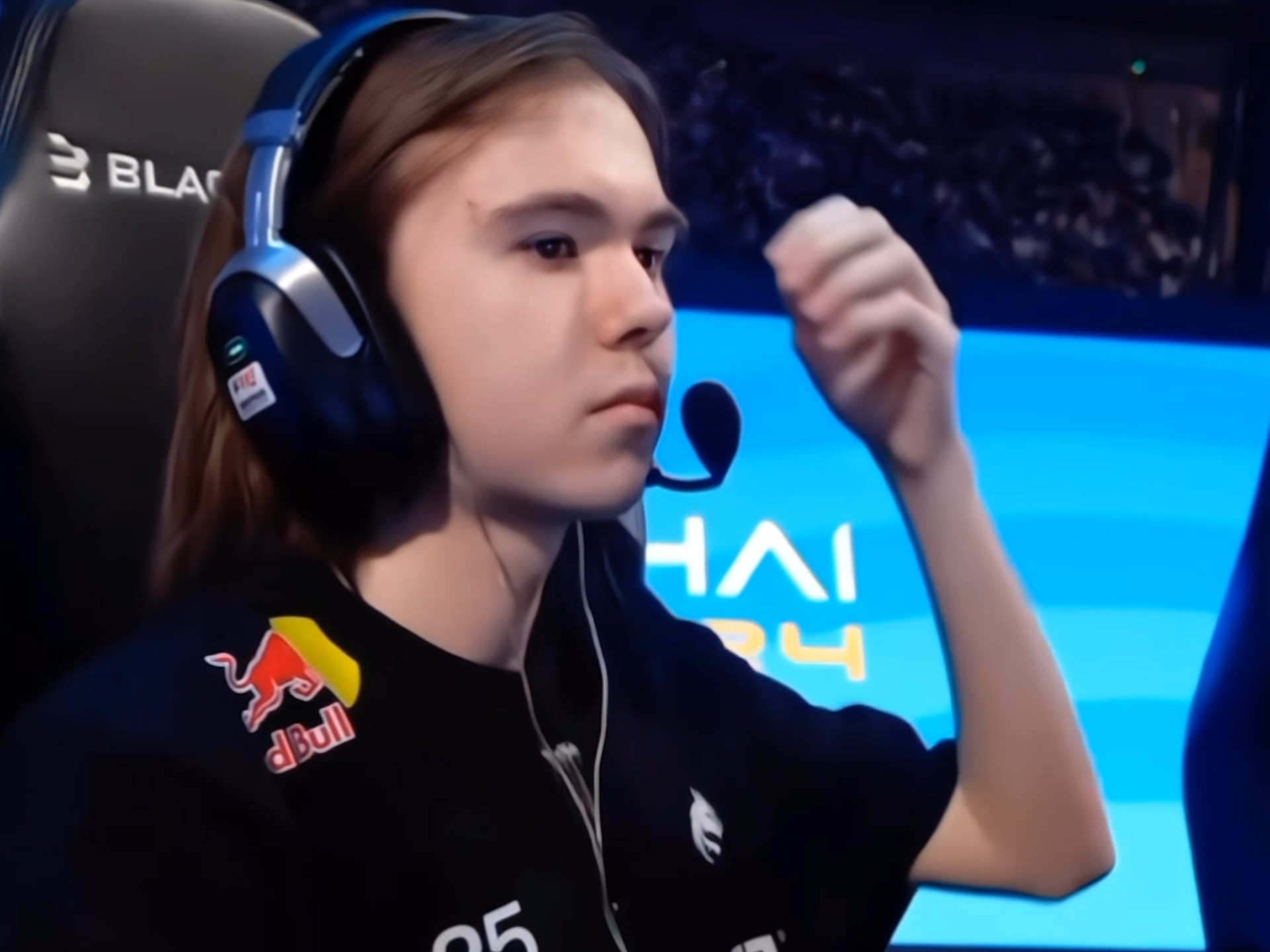 【情报】MSI小组赛唯一强强对话，揭幕战DK将完胜C9